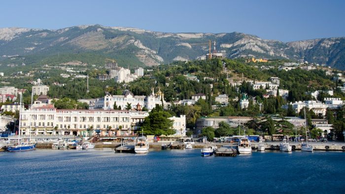 Baden-Badens Partnerstadt Jalta auf dem Abstellgleis