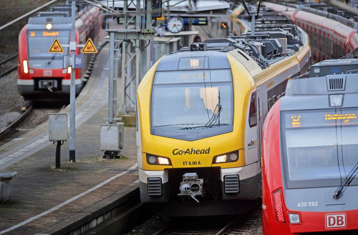 Schon von April an könnte  der Zugverkehr zwischen Waiblingen und   Bad Cannstatt erheblich gestört werden. Foto: Gottfried Stoppel