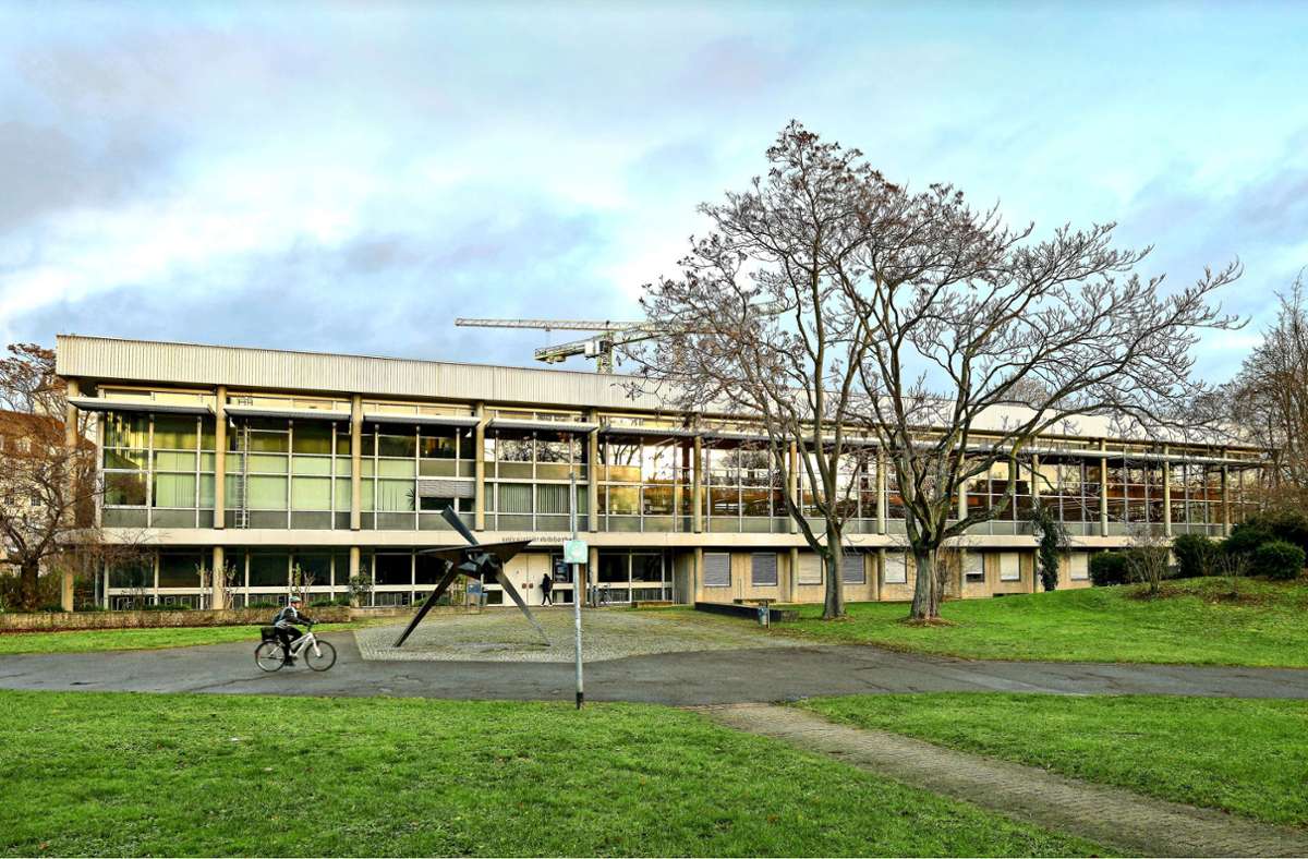 Die 1961 erbaute Unibibliothek im Stadtgarten ist marode. Foto: Lichtgut/Leif Piechowski