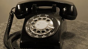Betrug per Telefon: Einer Trickdiebin ist am Donnerstag eine 76-Jährige aus Stuttgart-West aufgesessen. Foto: Shutterstock