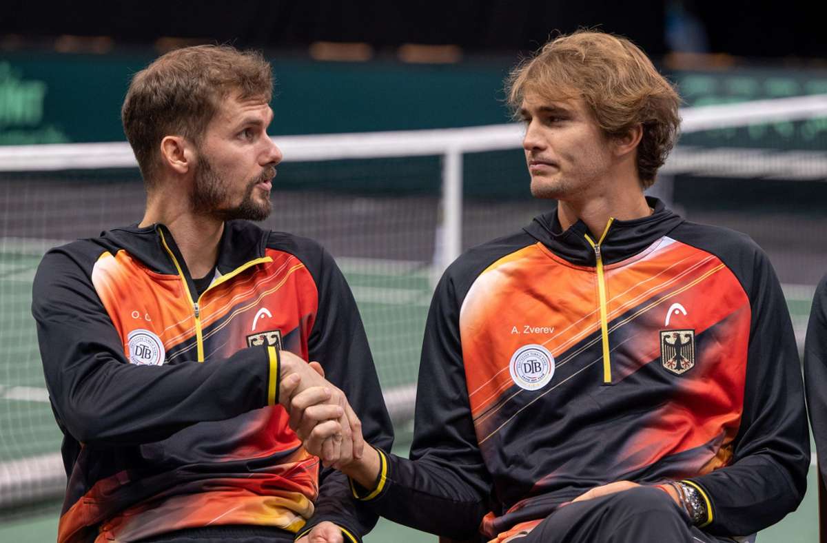 Die beiden deutschen Einzel-Spieler: Oscar Otte (li.) und Alexander Zverev. Foto: dpa/Harald Tittel