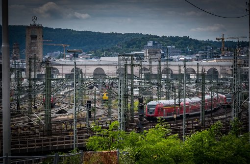 Wegen Bauarbeiten müssen sich Fahrgäste auf der Schnellfahrstrecke Mannheim-Stuttgart ab dem 7. September auf Verspätungen und Ausfälle einstellen. (Symbolbild) Foto: Lichtgut/Achim Zweygarth