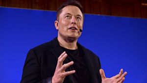 Tesla-Chef Elon Musk gilt als genialer Vermarkter – doch mit dem Autopiloten, der nun an einem tödlichen Unfall beteiligt war, hat er es womöglich übertrieben Foto: AFP