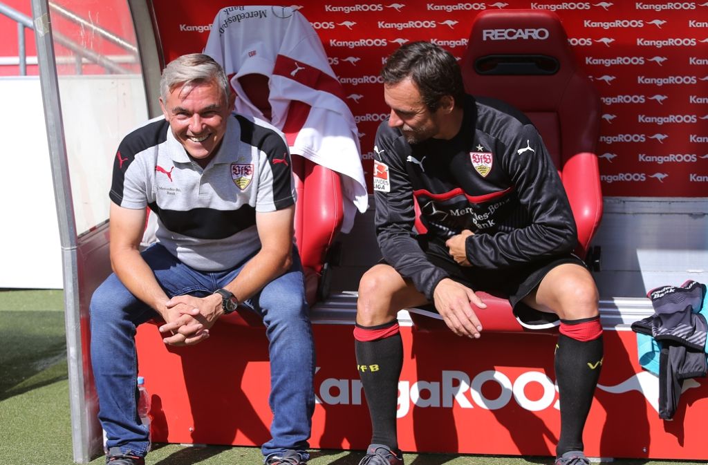 Trainer Olaf Janßen (links) mit Co-Trainer Heiko Gerber. Foto: Pressefoto Baumann