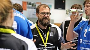 Der Trainer Henning Fröschle engagiert sich nur noch bis zum Saisonende bei den Handballern des TSV Schmiden. Foto: Patricia Sigerist