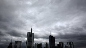 Das Bankenviertel in Frankfurt am Main: Internationale Großbanken stehen im Verdacht, Währungskurse manipuliert zu haben. Foto: dpa