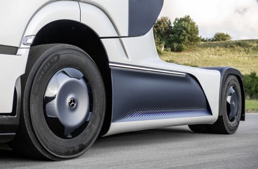 Der Lastwagenbauer versucht sich auch an Brennstoffzellen-Fahrzeugen. Foto: Daimler