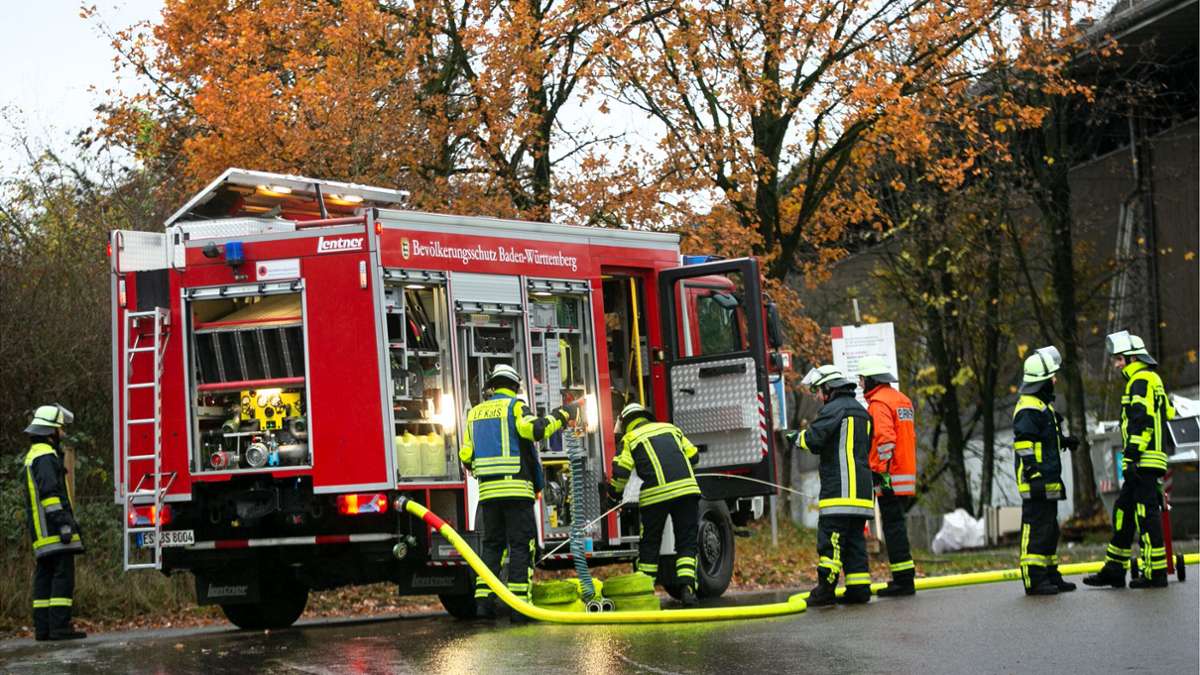 Großeinsatz in Kirchheim: Brand im Kompostwerk der Landkreise Esslingen und Böblingen