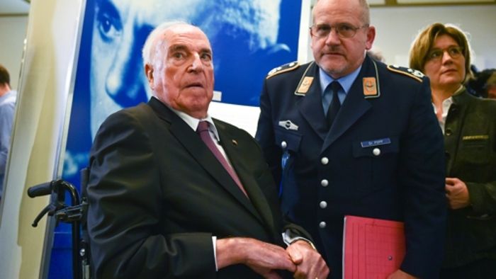 Altkanzler Kohl lobt NS-Widerstand