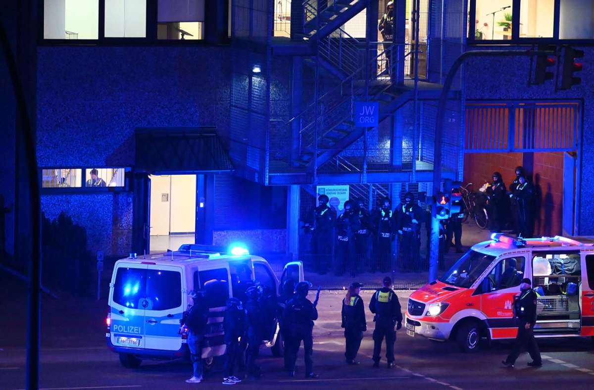 In einem Gebäude der Zeugen Jehovas in Hamburg kam es zu den tödlichen Schüssen.