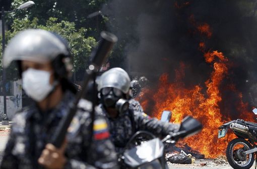 Die Krise in Venezuela führt zu Aufständen, bei denen Menschen sterben. Foto: AP