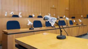Leere Gerichtssäle könnten in Zukunft Normalität werden, wenn mehr Richterinnen und Richter auf Videoverhandlungen umstellen. Foto: imago images/Jan Huebner/Jan Huebner via www.imago-images.de