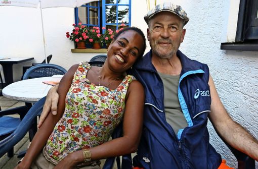 Angèle Jaotombo hat endlich ein Visum bekommen und lebt nun bei ihrem Mann Michael Wöhrle in Steinenbronn., Foto: Malte Klein