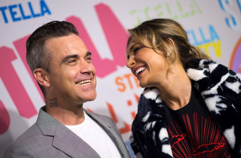 Hoher Besuch in Hollywood: Robbie Williams und Schauspielerin Ayda Field bei der Präsentation der neuen Kollektion von Stella McCartney. Foto: AFP