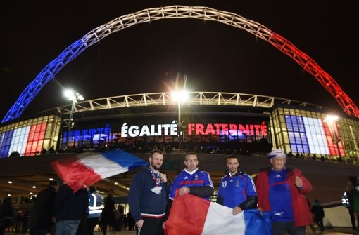 Zeichen setzen im Wembley Stadion - ohne Furcht Foto: dpa
