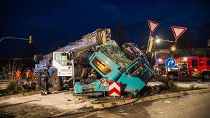 140.000 Euro Schaden und zwei Verletzte sind die Bilanz eines Lkw-Unfalls vom Montag auf der B14 bei Backnang. Foto: 7aktuell.de/Simon Adomat