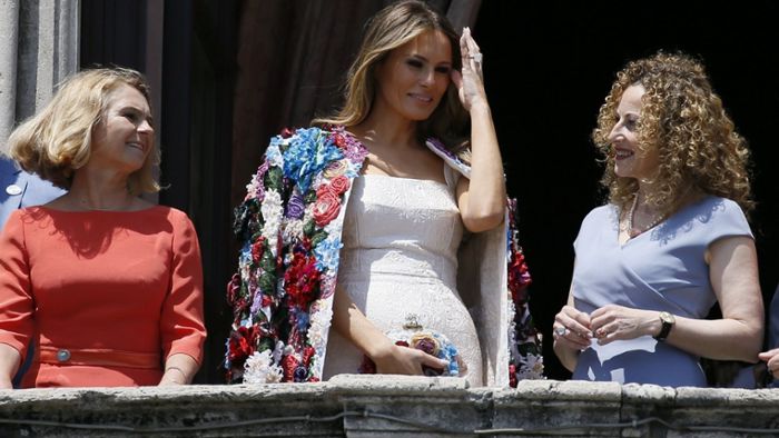 Melania Trump zeigt sich in 50.000-Dollar-Jacke