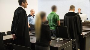 Alle drei Angeklagten im sogenannten „Loverboy“-Prozess am Landgericht Stuttgart gingen in Revision. Foto: dpa