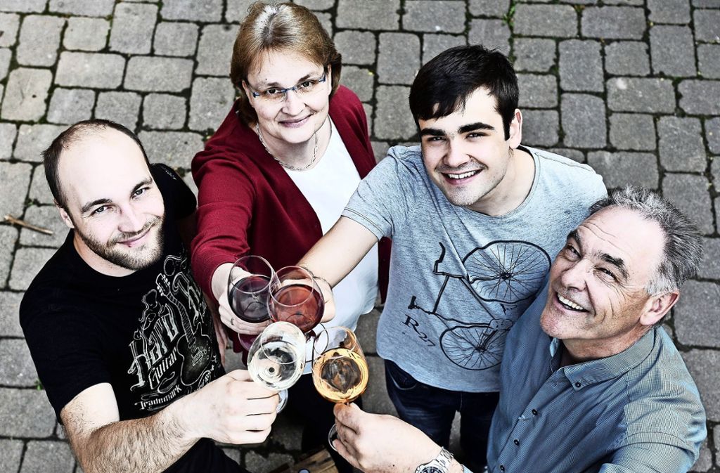 Familie Gemmrich freut sich auf die Gäste am 3. Juni bei der Veranstaltung „Wein, Wandern und Genuss“.