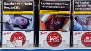 Künftig wird es in den Lidl-Filialen in den Niederlanden keine Zigaretten mehr zu kaufen geben. (Symbolbild) Foto: dpa
