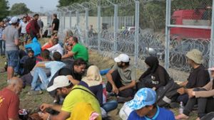 Ungarn hat in der Nacht zum Dienstag seine Grenze zu Serbien für Flüchtlinge geschlossen. Foto: dpa