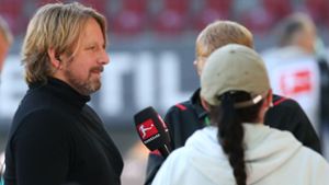 Sven Mislintat ordnet die Situation beim VfB Stuttgart ein. Foto: Pressefoto Baumann/Alexander Keppler