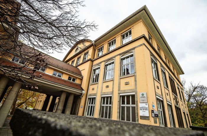 Konflikt  an Stuttgarter Gymnasium: OLG-Urteil: Schülerin muss Äußerungen unterlassen