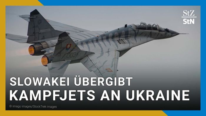 Slowakei übergibt erste Kampfflugzeuge an Ukraine | Selenskyj fordert moderne Jets