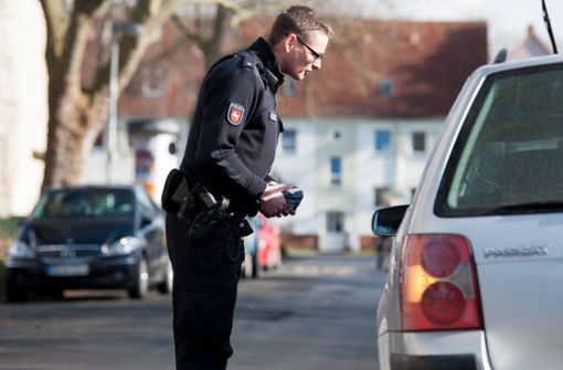 Der Polizei in Bad Krozingen ist ein betrunkener Autofahrer gleich drei Mal untergekommen. (Symbolfoto) Foto: dpa