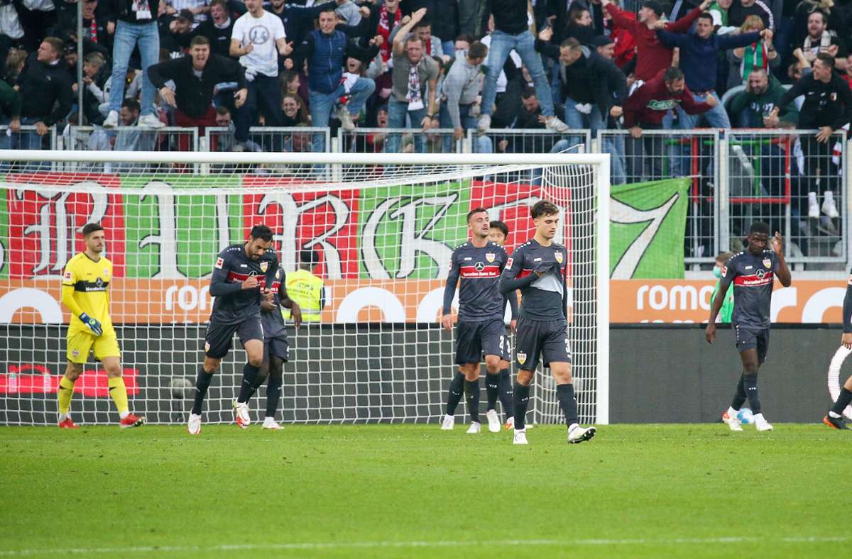 Frust pur herrschte bei den Profis des VfB in Augsburg Foto: Baumann/Alexander Keppler