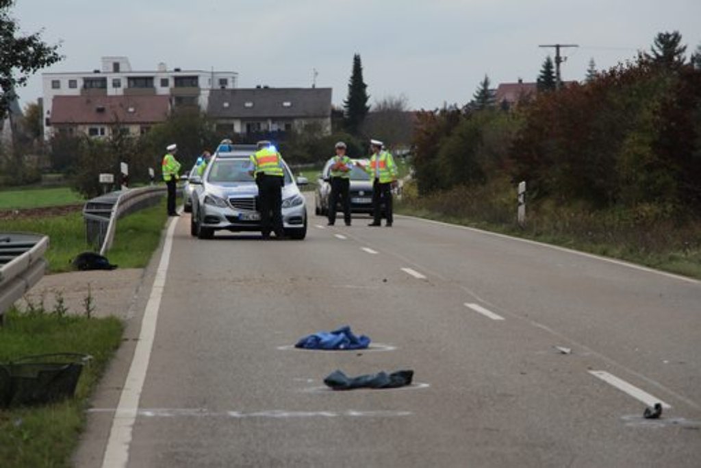 Zwei Tote - das ist die traurige Bilanz eines Unfalls, der sich am Mittwochnachmittag in Leonberg ereignet hat.