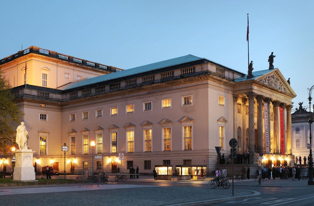 Berlin: Staatsoper Unter den Linden.