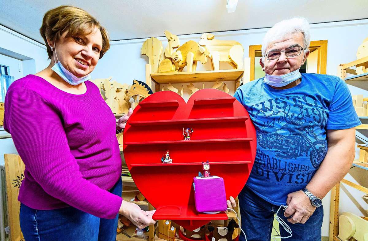 Das große Tonie-Herz haben Renate und Horst Arnold für das Kinderhospiz in Stuttgart gefertigt.