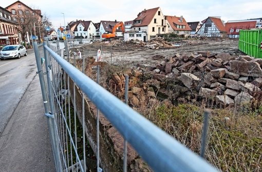 Noch wird auf dem Träuble-Areal altes Gemäuer abgerissen. Foto: factum/Granville