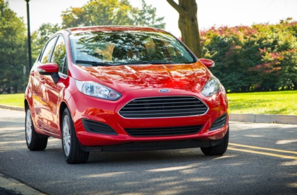 + 41% Ford Fiesta– Laborverbrauch: 4,67 l/100 km; Realverbrauch: 6,59 l/100 km