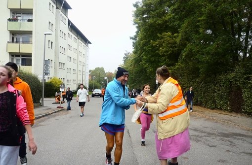 Beim Spendenlauf „1000 Meter gegen die Sucht“ hat auch der Präventionsbeamte Werner Mast mitgemacht. Foto: privat