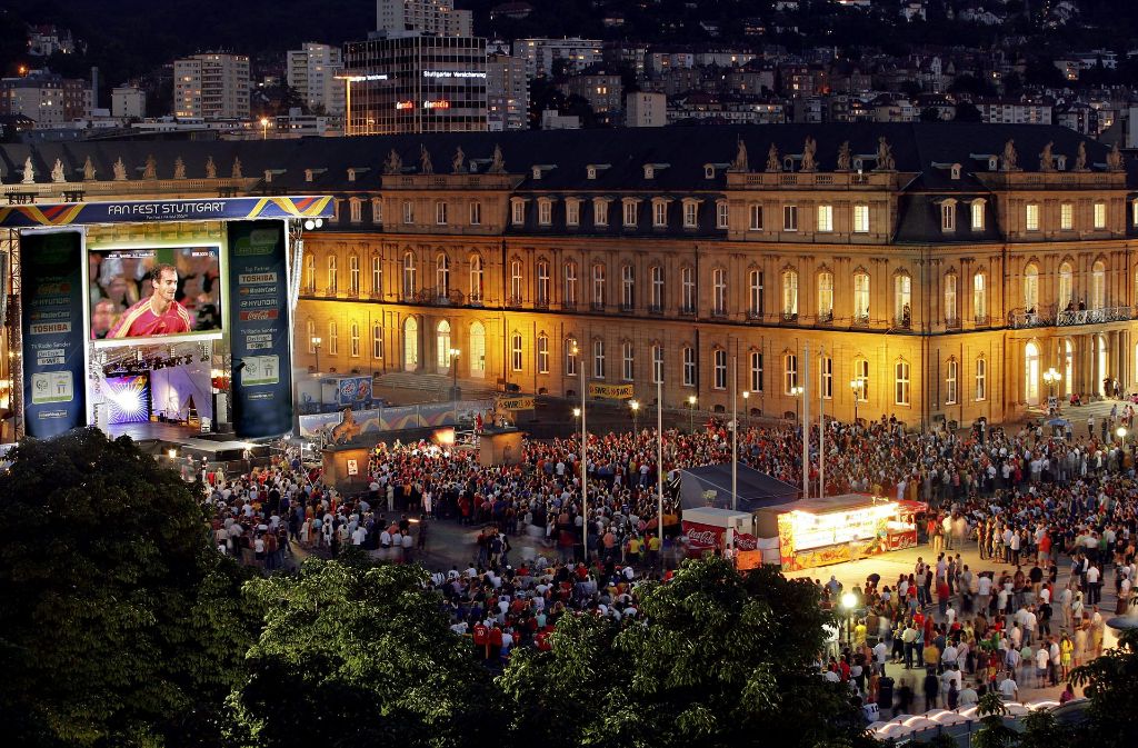 Während der Fußball-WM in Stuttgart: Public Viewing im Jahr 2006.