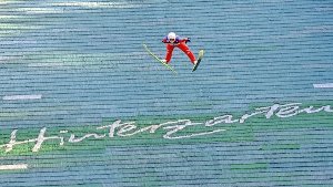 Das Sommerskispringen ist der jährliche Höhepunkt im Adler-Skistadion von Hinterzarten.Künftig will die Gemeinde ihre Schanze mehr touristisch nutzen. Foto: dpa