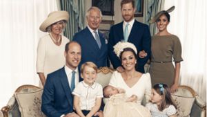 Windsors bitte recht freundlich: Prinz Louis mit seinen Eltern, Geschwistern, Großeltern, Tante und Onkel. Foto: Matt Holyoak/Duke and Duchess of Cambridge/Getty Images