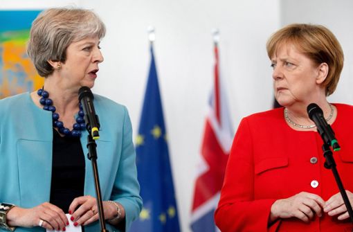 Die britische Premierministerin May kommt am Dienstag zu Merkel nach Berlin Foto: dpa