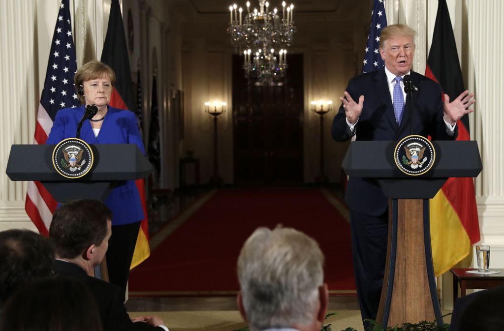 Bundeskanzlerin Angela Merkel und US-Präsident Donald Trump am Freitag vor Journalisten.