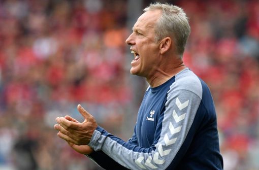 Trainer Christian Streich vom SC Freiburg hat sich zur möglichen Wahl von Fritz Keller zum DFB-Präsidenten geäußert. Foto: AFP