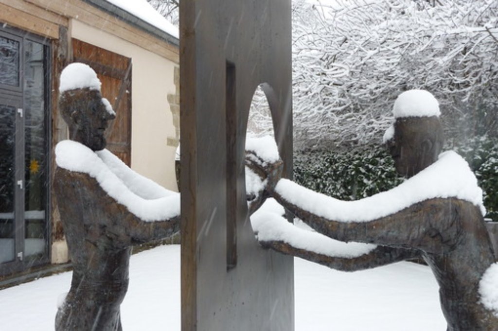 Knackige Kälte, dichte Schneepracht - der Winter zeigt sich in Stuttgart und Region von seiner schönen Seite. Hier eine Aufnahme aus Stuttgart-Stammheim. Klicken Sie sich durch die Bildergalerie unserer Leserfotografen: