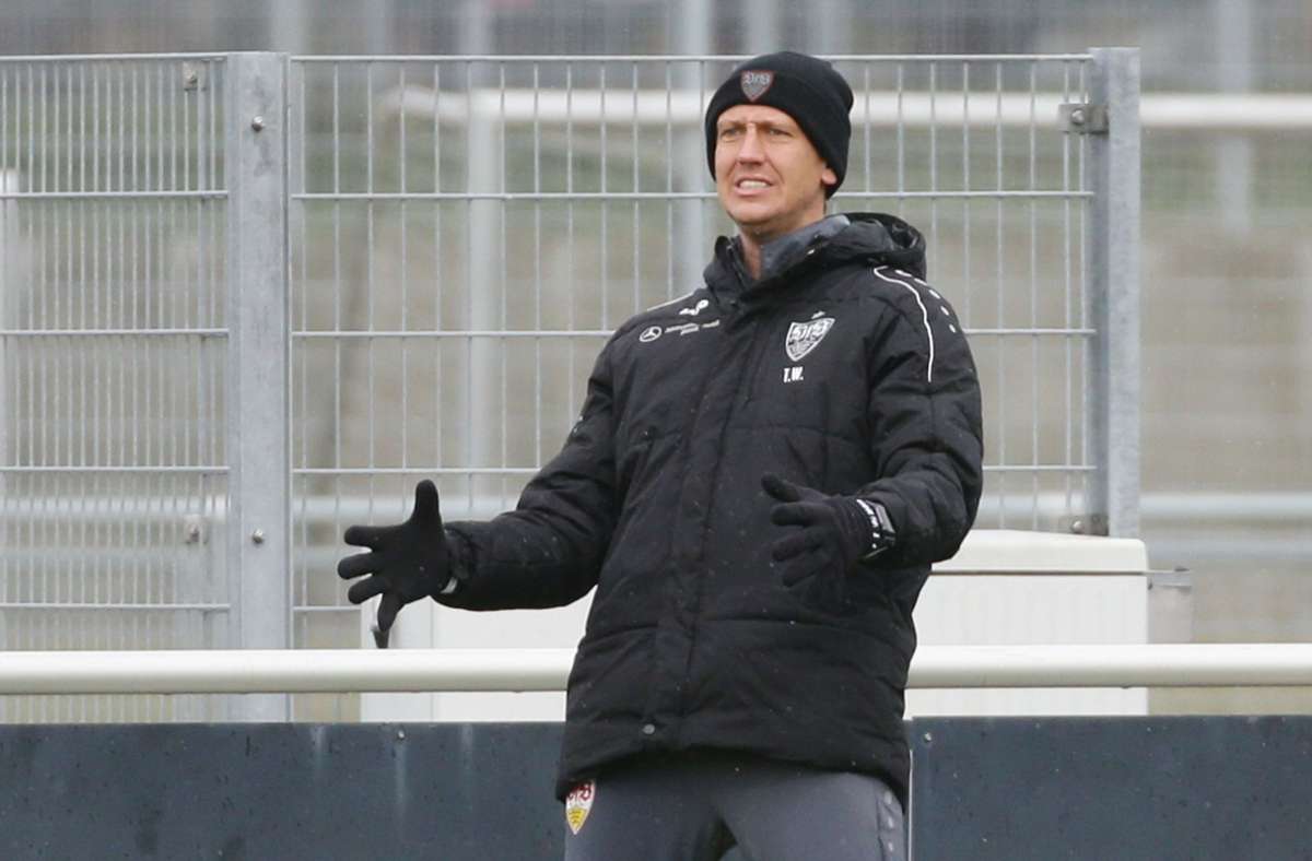VfB-Trainer-Frank Fahrenhorst und der VfB II konnten die Siegesserie nicht fortsetzen. Foto: Pressefoto Baumann