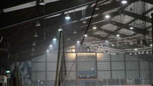 Die Eishalle in Werbnau war stark verqualmt. Foto: SDMG/ Kohls