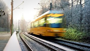 Kritik an  verspätetem Ausbau der Linie U25