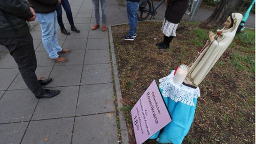Im September 2022 demonstrierten Abtreibungsgegner vor einem OP-Zentrum in der Innenstadt. Foto: Lichtgut//Leif Piechowski