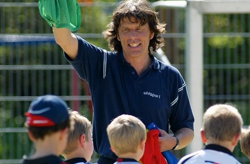 Ein besonderer Fußballlehrer: Martin Hägele Foto: baumann