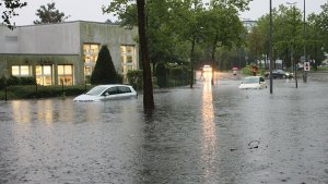 In Baden-Württemberg kam es zu teils heftigen Unwettern mit Hochwasser und Erdrutschen. (Symbolfoto) Foto: dpa