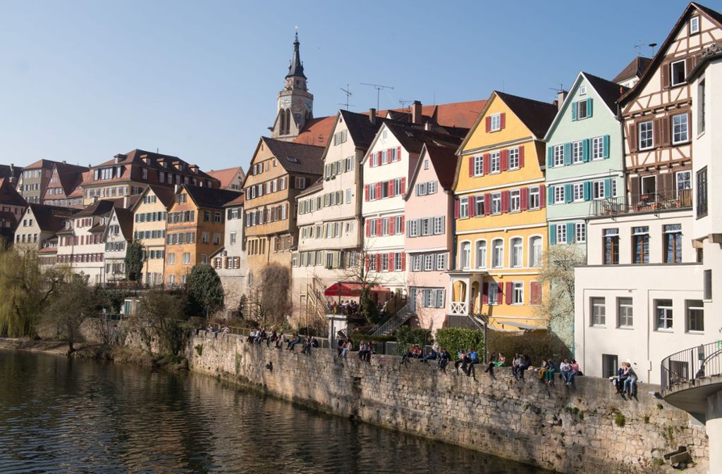 Auch in Städten wie Tübingen, Nürnberg, Leipzig, Rostock, Kassel, Fulda, Oldenburg, Essen und Marburg ist die Wohnungssuche für Studenten inzwischen deutlich schwieriger.